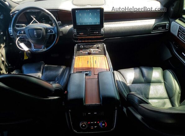 5LMJJ2LT1KEL01054 2019 LINCOLN NAVIGATOR Black Вид панелі приладів