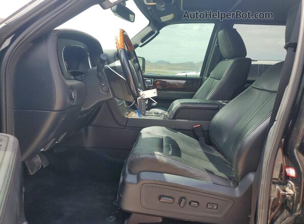 5LMJJ2LT2HEL00617 2017 LINCOLN NAVIGATOR Black Սալոնի դիմացի տեսք