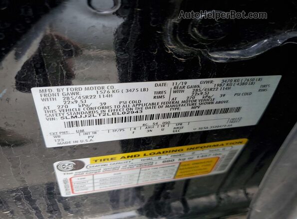 5LMJJ2LT2LEL02943 2020 LINCOLN NAVIGATOR Black VIN sticker view