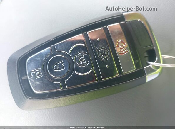 5LMJJ2LT3MEL17436 2021 LINCOLN NAVIGATOR Red Widok deski rozdzielczej
