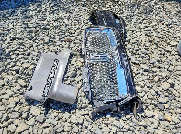 5LMJJ2LT7LEL22539 2020 LINCOLN NAVIGATOR Черный Вид наклейки с VIN-кодом