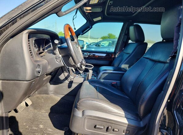 5LMJJ2LTXGEL09628 2016 LINCOLN NAVIGATOR Black Front interior view