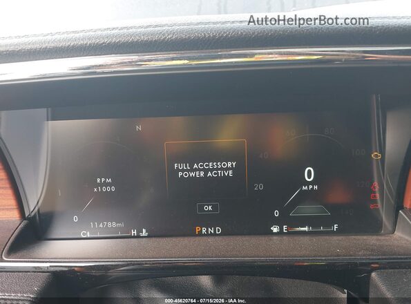 5LMJJ2LTXKEL09394 2019 LINCOLN NAVIGATOR Black Widok tylnych siedzeń