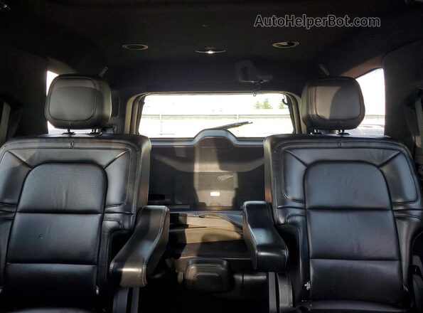 5LMJJ2LTXLEL12894 2020 LINCOLN NAVIGATOR Blue Հետևի նստատեղերի տեսք