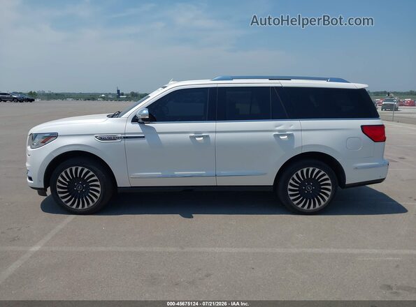 5LMJJ2TT4JEL21443 2018 LINCOLN NAVIGATOR White Widok wnętrza 360 stopni