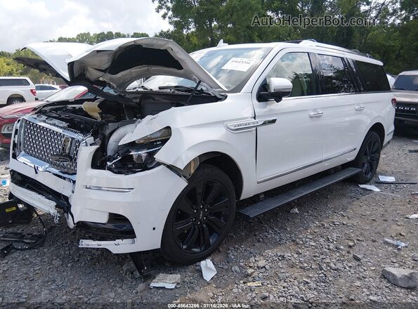 5LMJJ3LG3REL18358 2024 LINCOLN NAVIGATOR White Front left