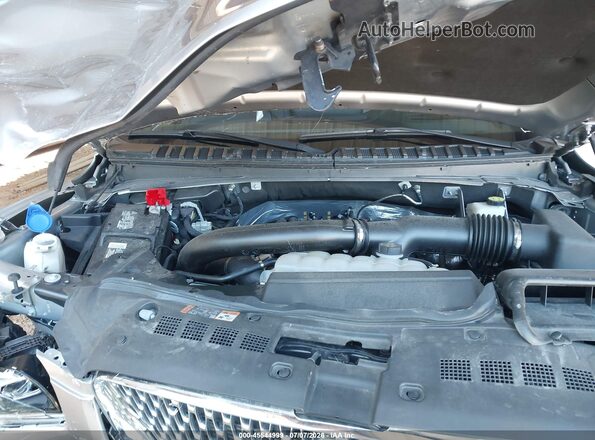 5LMJJ3LG5REL04767 2024 LINCOLN NAVIGATOR Silver Вид ззаду