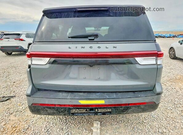 5LMJJ3LGXREL05767 2024 LINCOLN NAVIGATOR Серый Вид сзади