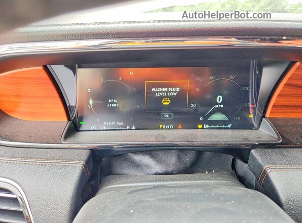 5LMJJ3LT2KEL13137 2019 LINCOLN NAVIGATOR White Widok zestawu wskaźników