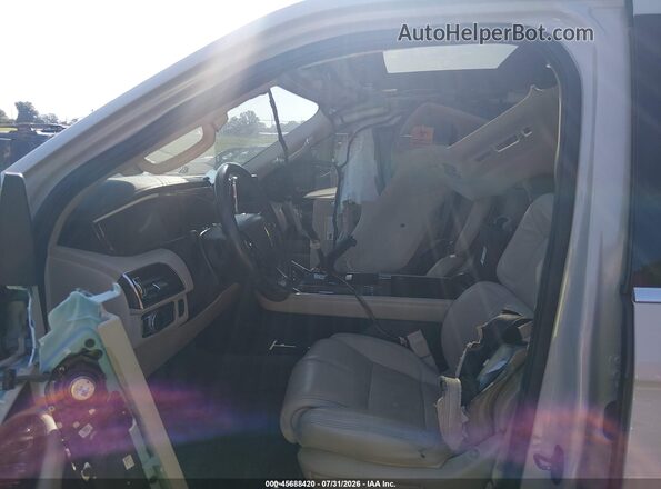 5LMJJ3LT4LEL23282 2020 LINCOLN NAVIGATOR Gray Widok wnętrza z przodu