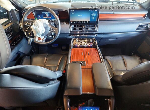 5LMJJ3NG1REL09946 2024 LINCOLN NAVIGATOR Black Vista del salpicadero