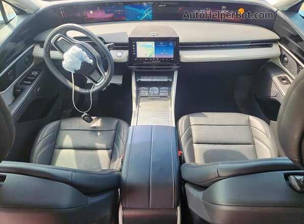 5LMPJ8J48RJ791986 2024 LINCOLN NAUTILUS Black Առջևի վահանակի տեսք