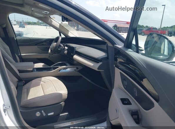 5LMPJ8K47SJ972159 2025 LINCOLN NAUTILUS White Սալոնի դիմացի տեսք