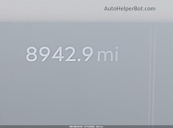 5LMPJ8K47SJ972159 2025 LINCOLN NAUTILUS White Հետևի նստատեղերի տեսք