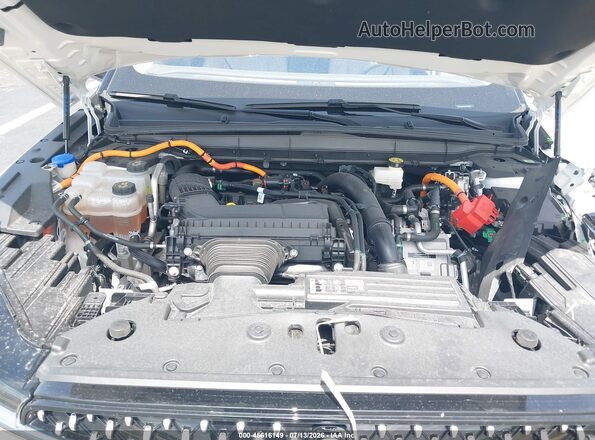 5LMPJ8K47SJ972159 2025 LINCOLN NAUTILUS White Հետևի տեսք