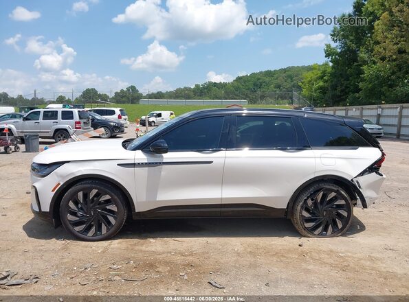 5LMPJ8K47TJ023308 2026 LINCOLN NAUTILUS White Widok wnętrza 360 stopni