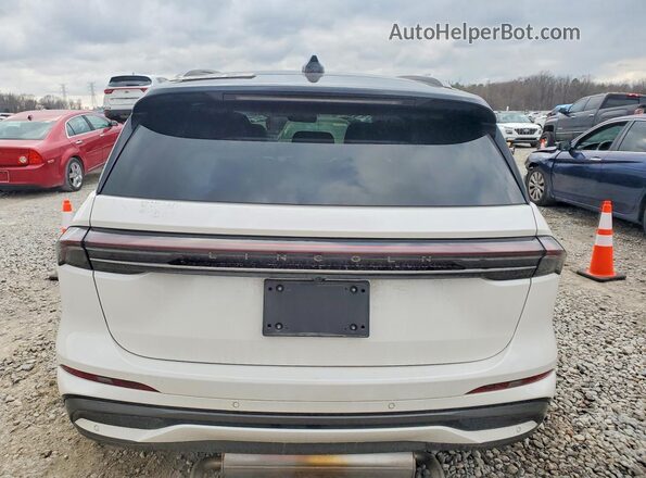 5LMPJ8K47TJ995197 2026 LINCOLN NAUTILUS White Widok z tyłu