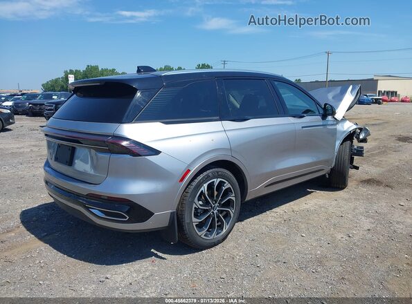 5LMPJ8KA0SJ905148 2025 LINCOLN NAUTILUS Silver Trasero derecho