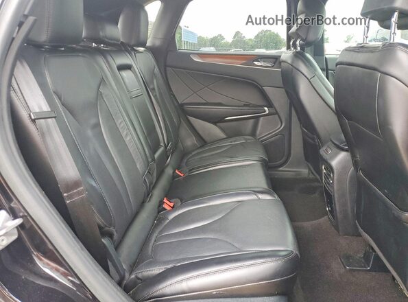 5LMTJ3DH1KUL50396 2019 LINCOLN MKC Black უკანა სალონის ხედი