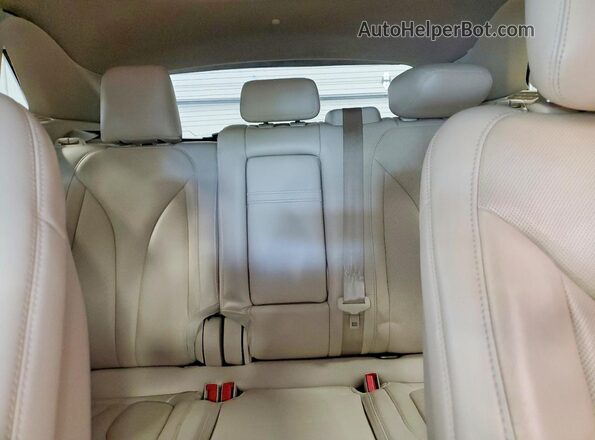 5LMTJ3DH2GUJ20860 2016 LINCOLN MKC White Widok tylnych siedzeń