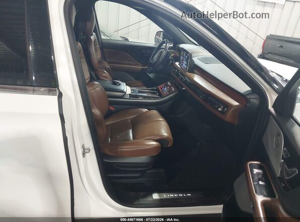 5LMYJ8XY2LGL37333 2020 LINCOLN AVIATOR White Vista interior delantera