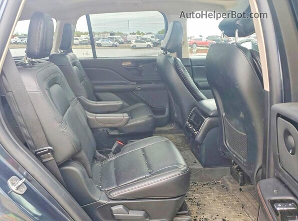 5LMYJ8XYXNNL00609 2022 LINCOLN AVIATOR Blue Vista interior trasera