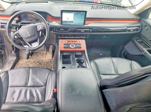 5LMYJ8XYXNNL00609 2022 LINCOLN AVIATOR Blue Vista del salpicadero