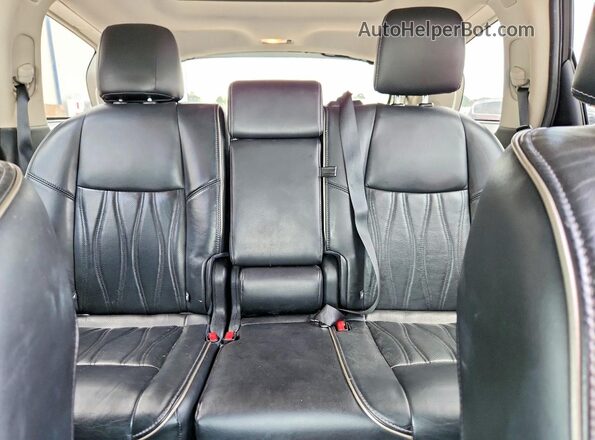 5N1AL0MM7GC501352 2016 INFINITI QX60 White Rear seats view
