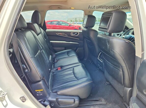 5N1AL0MM7GC501352 2016 INFINITI QX60 White Rear interior view