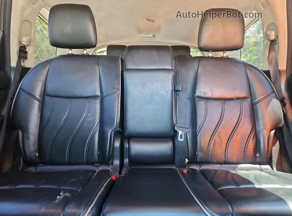 5N1AL0MM7GC526753 2016 INFINITI QX60 Gray Rear seats view