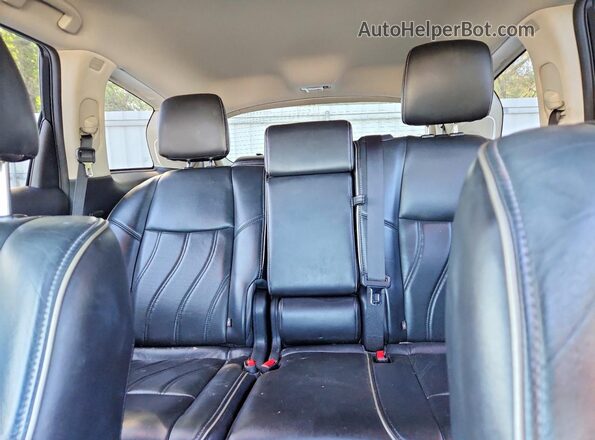 5N1AL0MM9GC502051 2016 INFINITI QX60 White Հետևի նստատեղերի տեսք