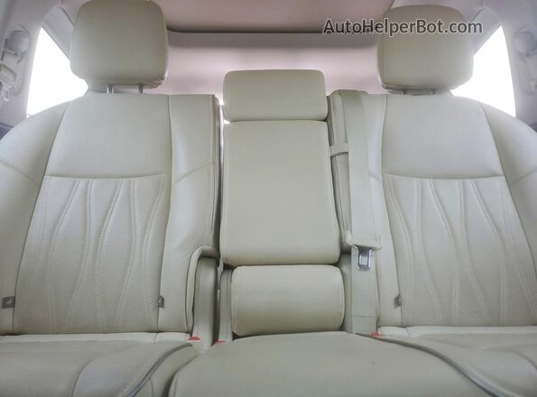5N1AL0MNXGC522821 2016 INFINITI QX60 Blue Rear seats view