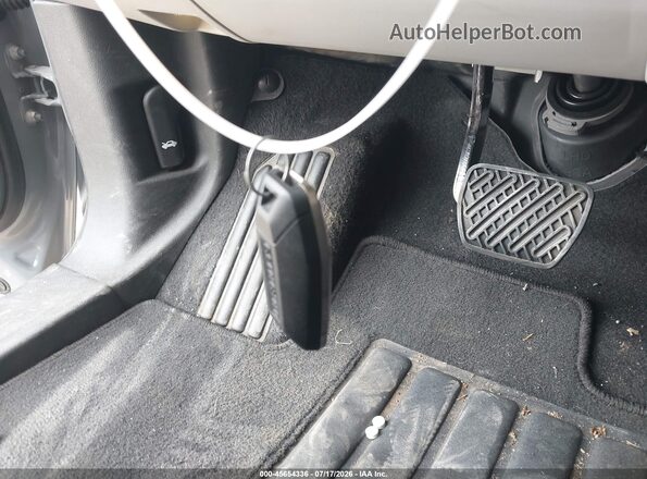 5N1AL1FS2TC352201 2026 INFINITI QX60 Silver Առջևի վահանակի տեսք