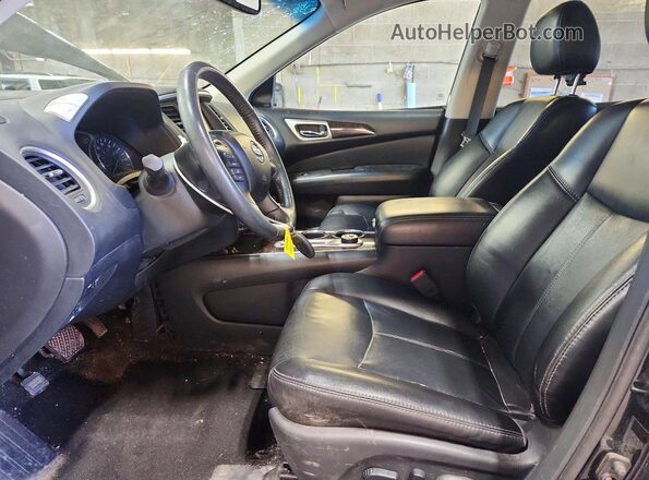 5N1AR2MM1GC626695 2016 NISSAN PATHFINDER Черный Вид салона спереди