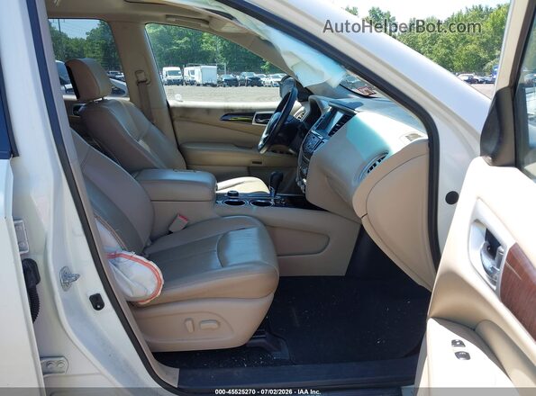 5N1AR2MM6GC618401 2016 NISSAN PATHFINDER White Front interior view
