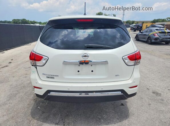 5N1AR2MN1GC641948 2016 NISSAN PATHFINDER Белый Вид сзади