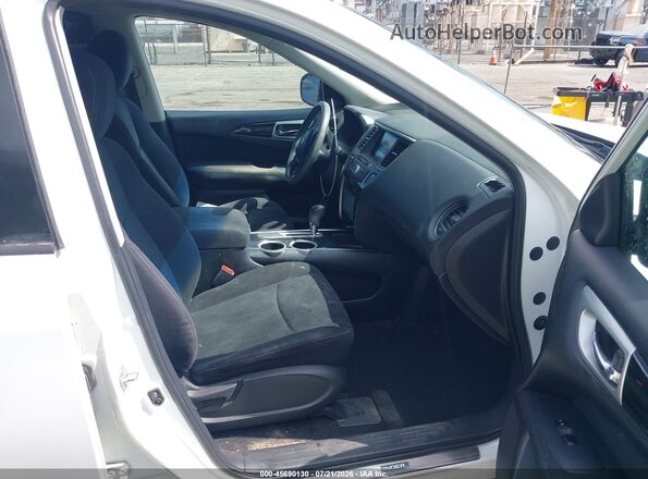 5N1AR2MN7GC629111 2016 NISSAN PATHFINDER White Front interior view