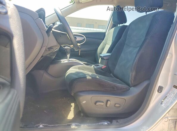 5N1AT2MM1GC773133 2016 NISSAN ROGUE Silver Widok wnętrza z przodu