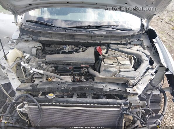 5N1AT2MM5GC864048 2016 NISSAN ROGUE Silver Вид ззаду