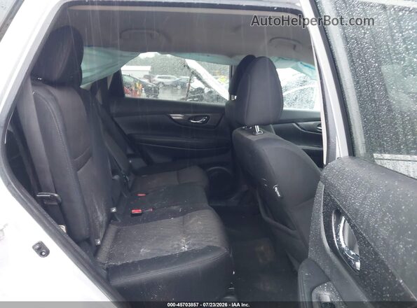 5N1AT2MN0HC825331 2017 NISSAN ROGUE Silver VIN sticker view