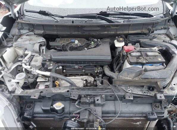5N1AT2MN0HC825331 2017 NISSAN ROGUE Silver Rear view