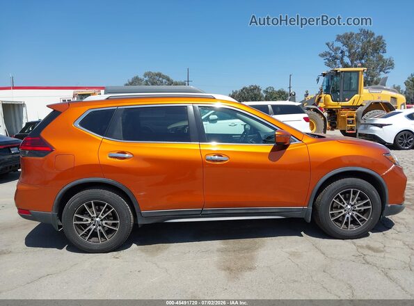 5N1AT2MN7HC760428 2017 NISSAN ROGUE Orange Rear interior view