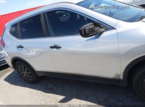 5N1AT2MN9HC779188 2017 NISSAN ROGUE Silver Widok wnętrza 360 stopni