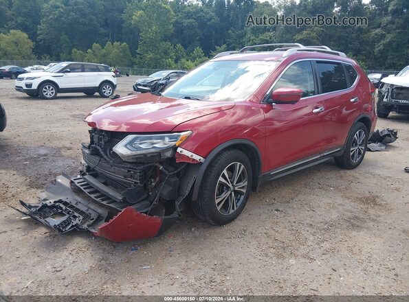 5N1AT2MT0HC799408 2017 NISSAN ROGUE Red Vista tres cuartos delantera izquierda