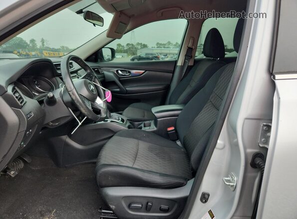 5N1AT2MT0JC811000 2018 NISSAN ROGUE Silver Widok wnętrza z przodu