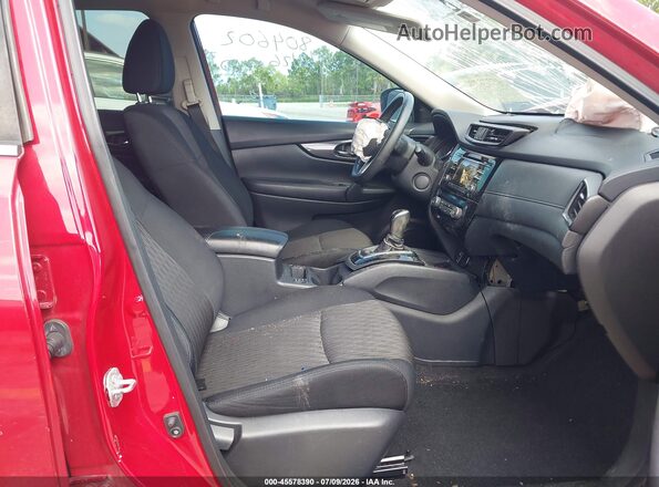 5N1AT2MT1HC804602 2017 NISSAN ROGUE Red Vista interior delantera