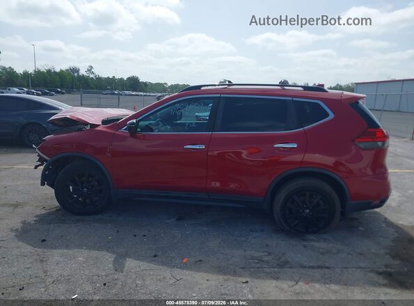 5N1AT2MT1HC804602 2017 NISSAN ROGUE Red 