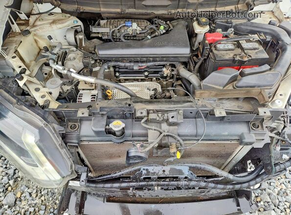 5N1AT2MT1HC807760 2017 NISSAN ROGUE White Rear interior view