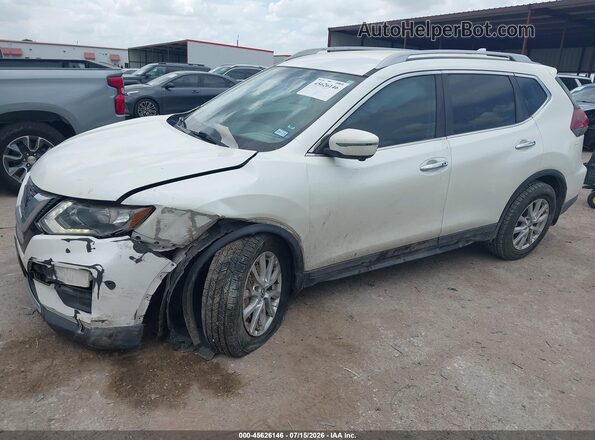 5N1AT2MT1JC840523 2018 NISSAN ROGUE White Front left