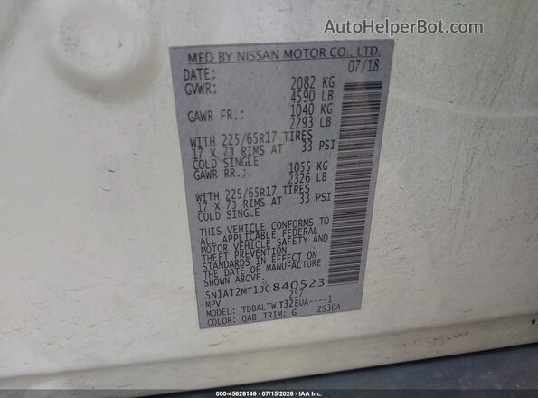 5N1AT2MT1JC840523 2018 NISSAN ROGUE White Engine compartment view